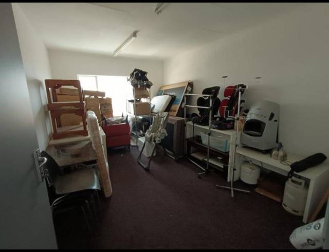 INDUSTRIAL PROPERTY TO RENT IN HALFWAY HOUSE